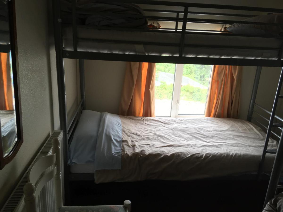 Pantyrathro International Hostel 卡马森 外观 照片